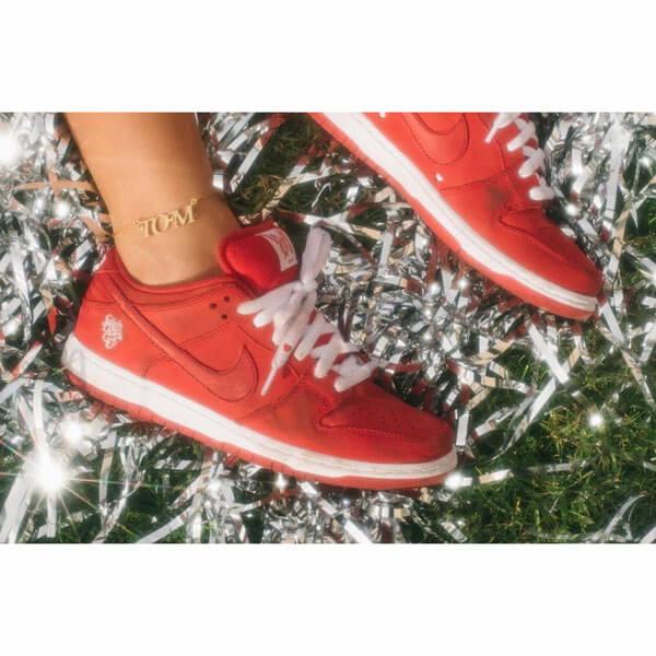 ナイキ スニーカー コピー ×GDC  SB Dunk Low Very Girls Dont Cry RED SS 19 BQ6832600